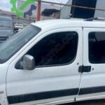 Citroen Berlingo sol ön kapı orijinal temiz