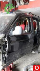 Citroen Berlingo sol ön kapı orjinal çıkma