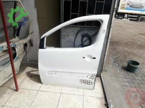 Citroen Berlingo Sol Ön Kapı çıkma parça