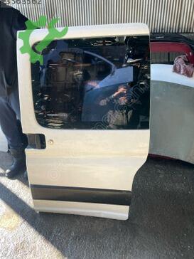 Citroen Berlingo Sol Sürgülü Kapı çıkma parça