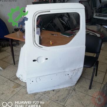 Citroen Berlingo Sol Sürgülü Kapı çıkma parça