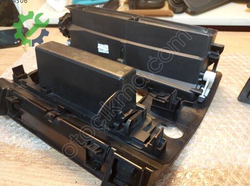 Citroen C4 Göğüs 9646338277F çıkma parça