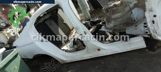 Citroen C-elysee Sağ Arka Çamurluk çıkma parça