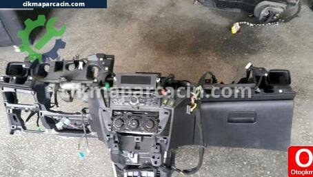 Citroen C-elysee Torpido çıkma parça