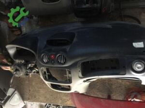Citroen C2 Silecek Kolu Hatasız Orjinal Çıkma
