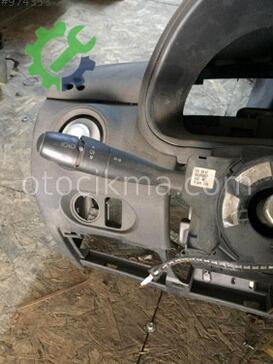 Citroen C2 Sinyal Kolu çıkma parça