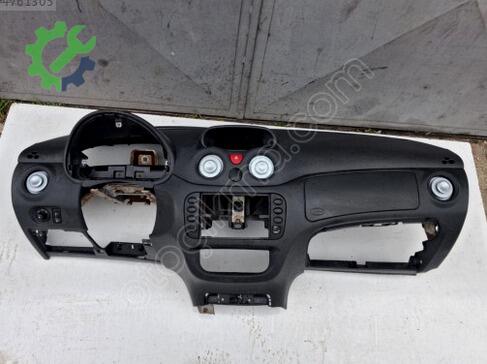 Citroen C3 Torpido çıkma parça