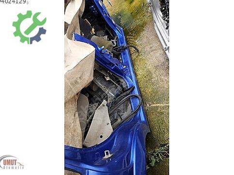 Citroen C3 Sağ Arka Çamurluk çıkma parça