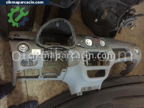 Citroen C3 Torpido çıkma parça
