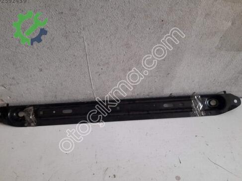 Citroen C4 Taşıyıcı çıkma parça