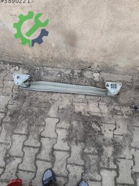 Citroen C4 Arka Tampon Demiri çıkma parça