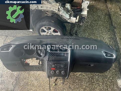Citroen C4 Göğüslük çıkma parça