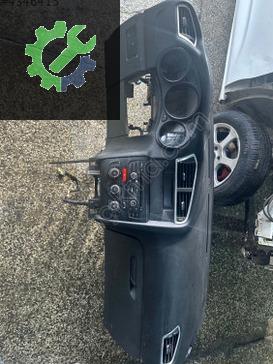 Citroen C4 Göğüslük çıkma parça