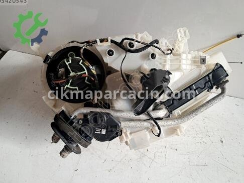 Citroen C4 Kalorifer Kutusu çıkma parça
