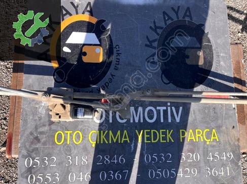 Citroen C4 Ön Silecek Motoru çıkma parça