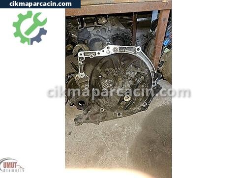 Peugeot 207 Şanzıman Komple çıkma parça