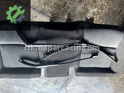 Citroen C4 Silecek Kolu çıkma parça
