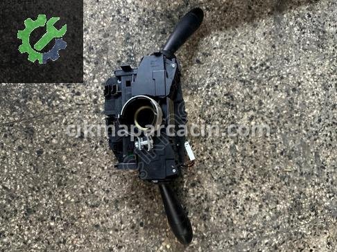 Citroen C4 Sinyal Kolu çıkma parça