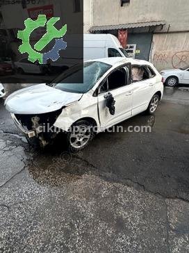 Citroen C4 Sol Arka Çamurluk çıkma parça