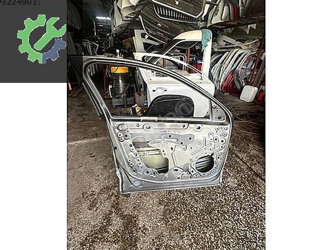 Citroen C4 Sol Ön Kapı çıkma parça