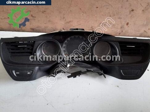 Citroen C5 Gösterge Çerçevesi çıkma parça