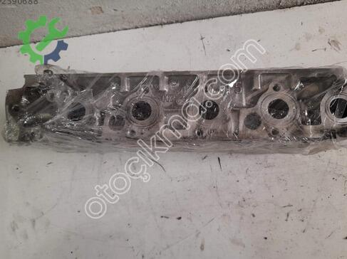 Citroen C5 Silindir Kapağı çıkma parça