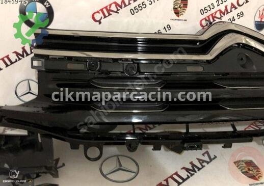 Citroen C5 Ön Panjur çıkma parça