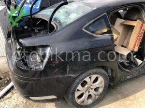 Citroen C5 Arka Cam hatasız orjina çıkma