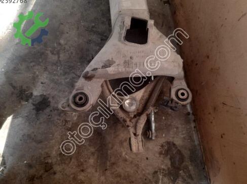 Citroen C5 Arka Dingil çıkma parça