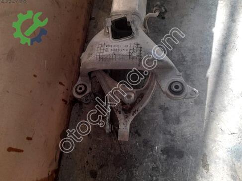 Citroen C5 Arka Dingil çıkma parça