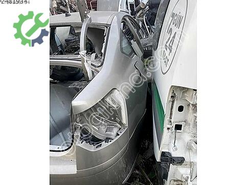 Citroen C5 Sol Arka Çamurluk çıkma parça
