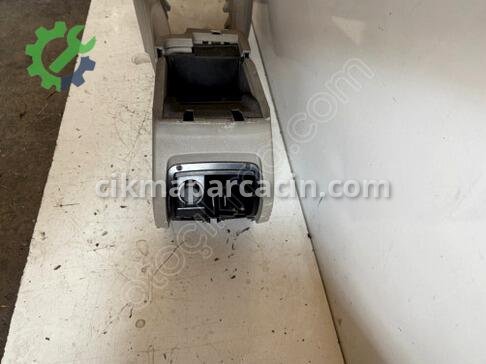 Citroen C5 Orta Konsol çıkma parça