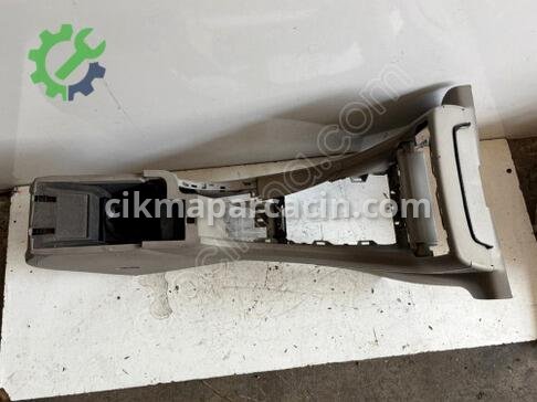 Citroen C5 Orta Konsol çıkma parça