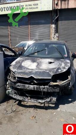 Citroen C5 Porya çıkma parça