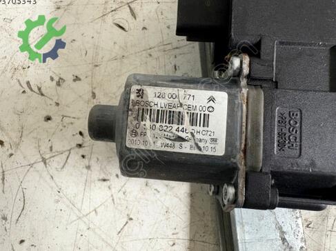 Citroen C5 Sağ Arka Cam Krikosu çıkma parça