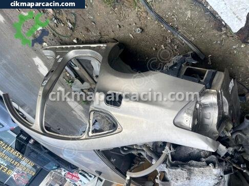 Citroen C5 Sağ Marşpiyel Sacı çıkma parça