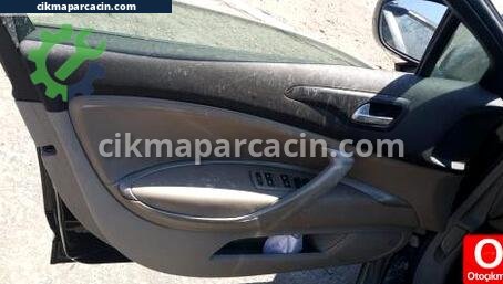 Citroen C5 Kapı Döşemesi çıkma parça