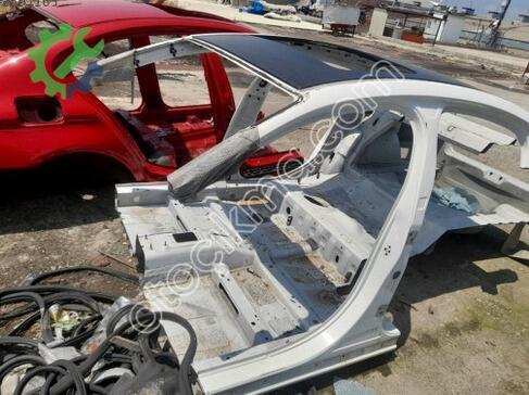 Citroen C5 Sağ Arka Çamurluk çıkma parça