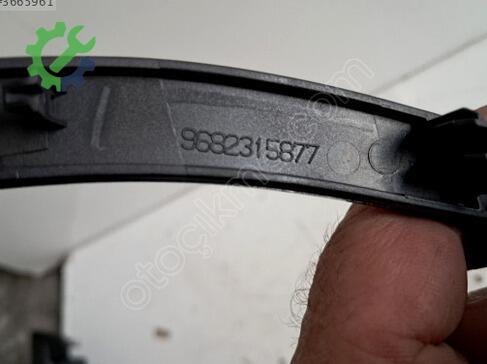 Citroen C5 Torpido çıkma parça