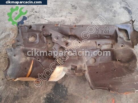 Citroen Xsara Göğüs çıkma parça