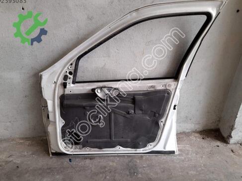 Citroen Xsara Sağ Ön Kapı çıkma parça