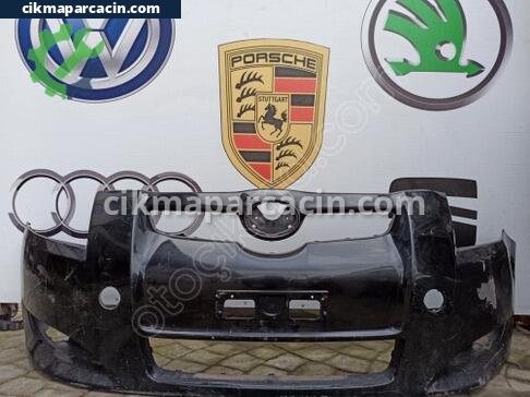Toyota Auris Ön Tampon çıkma parça