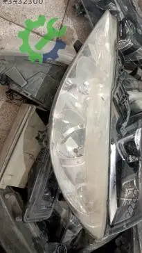 Peugeot 207 Sol Ön Far çıkma parça