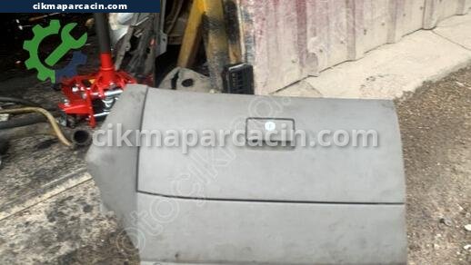 Volkswagen Bora Torpido Kapağı çıkma parça