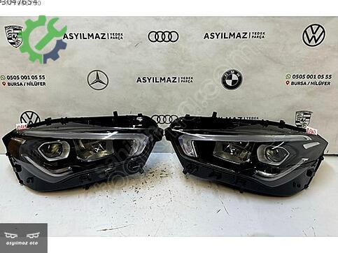 Mercedes-Benz CLA Sağ Ön Far çıkma parça
