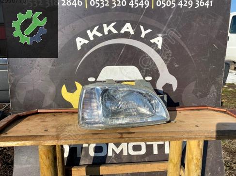 Renault Clio Sağ Ön Far çıkma parça
