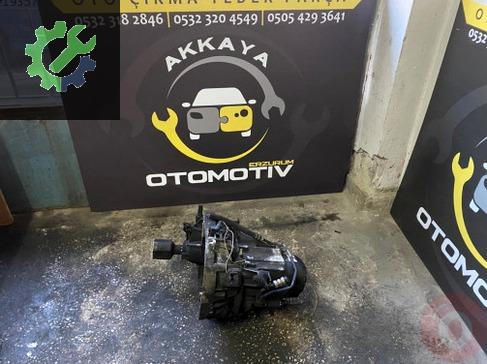 Renault Clio Şanzıman Komple çıkma parça