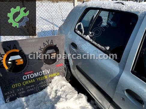 Renault Clio Sağ Arka Kapı çıkma parça