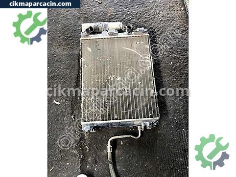 Renault Clio Radyatör çıkma parça