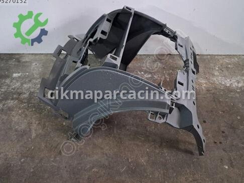 Renault Clio Torpido çıkma parça